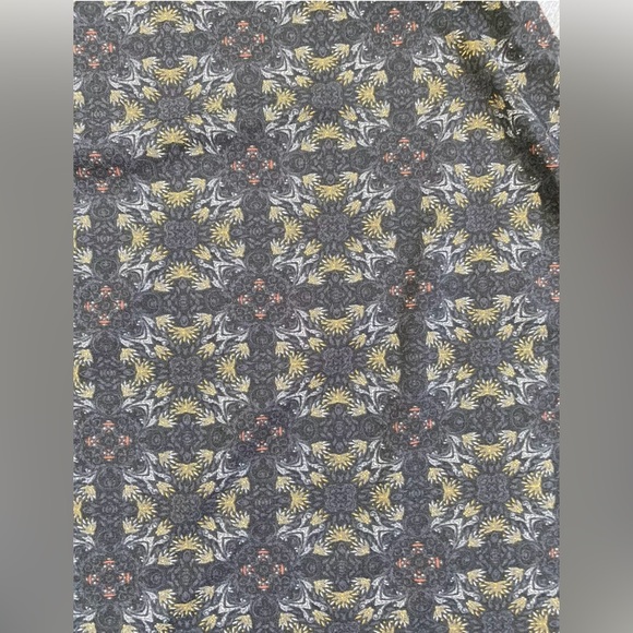 New Lularoe Randy Baseball Raglan Sleeve Shirt Womens Size XXS Black Gray Yellow - Picture 9 of 12